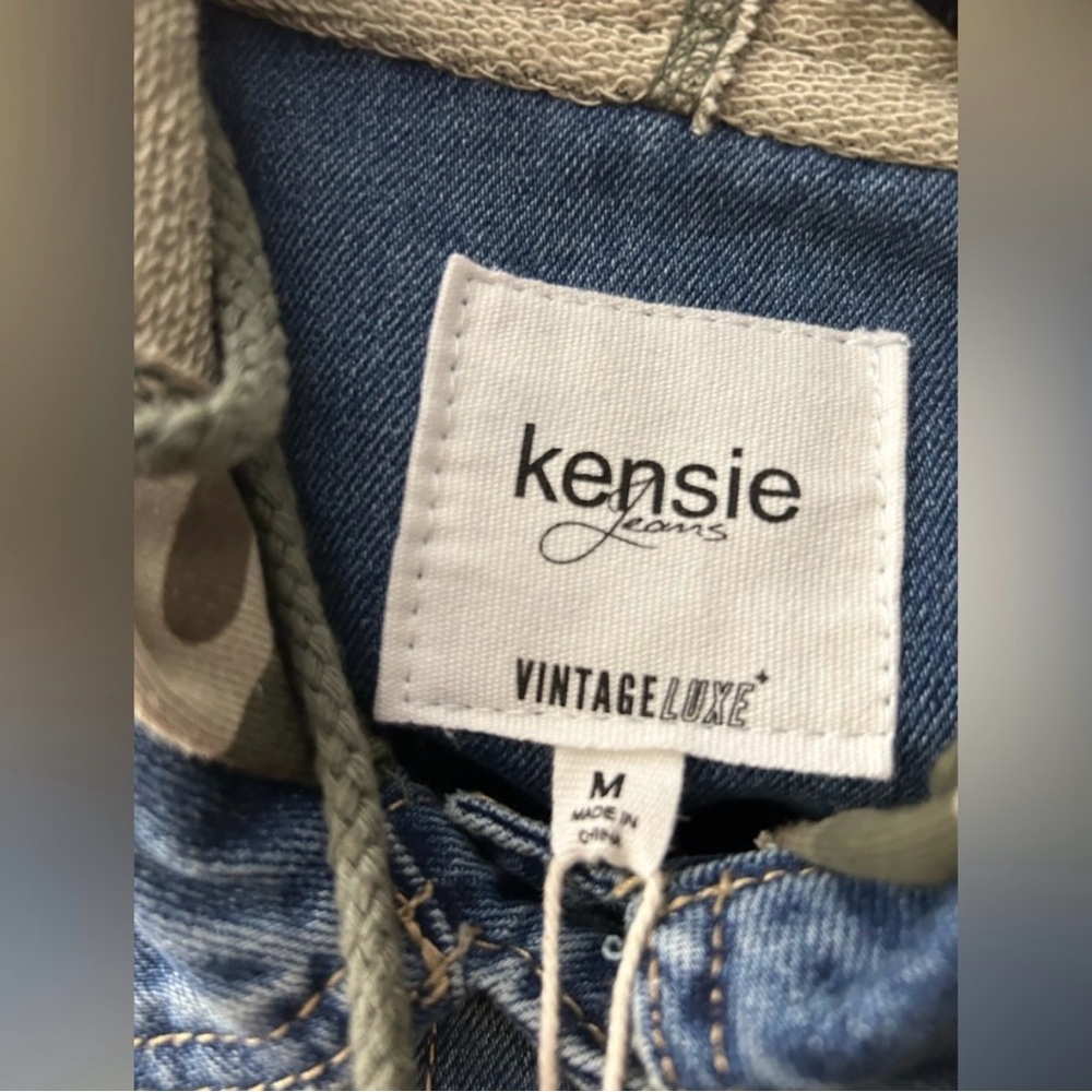 NWOT Kensie Vintage Luxe Hooded Jean Jacket - Picture 3 of 8